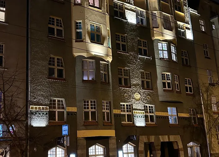 Omuligs Dzivoklitis Centra