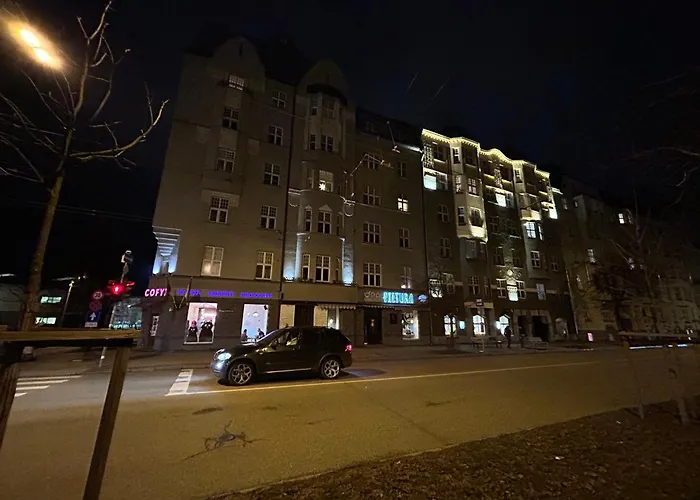 Omuligs Dzivoklitis Centra